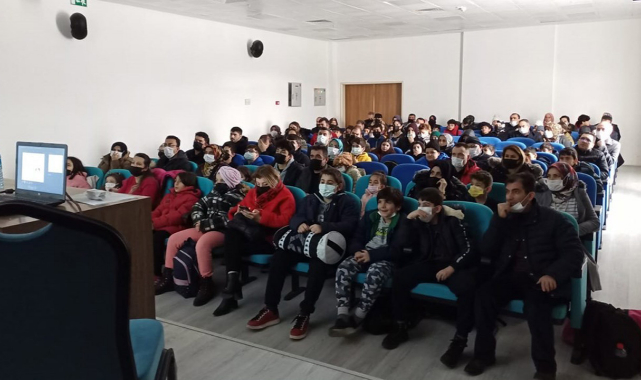 Çocuk ve gençlere yönelik çok yönlü eğitim!