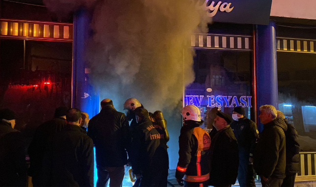 Malatya'da feci patlama: Yangına müdahale eden itfaiye eri dumandan etkilendi