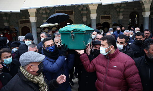 Oyuncu Ayberk Pekcan son yolculuğuna uğurlandı
