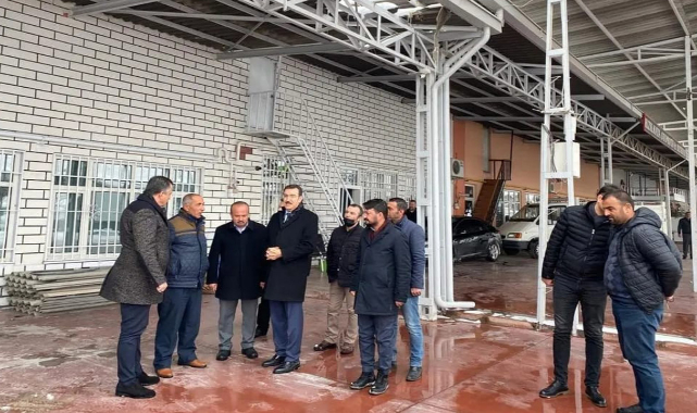 Tüfenkci, yoğun kar yağışında mağdur olan esnafla buluştu!