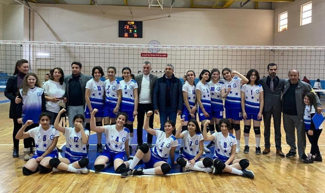 Voleybolcular Türkiye yarı finalinde