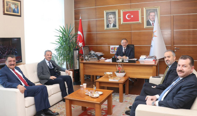 Belediye başkanlarından Özhaseki'ye ziyaret