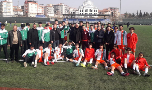 Büyük bir başarının altına imza attılar