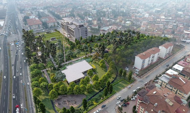 Çınar: "Yeşilyurt millet bahçesi, ilçenin imajına büyük değerler kazandıracak"