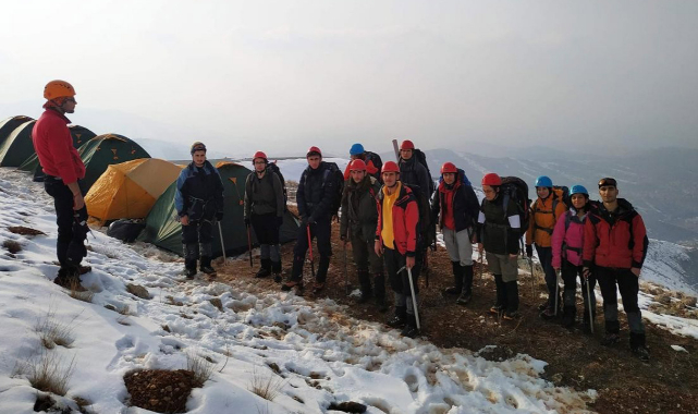 Öğrenciler dağda 3 gün eğitim aldılar