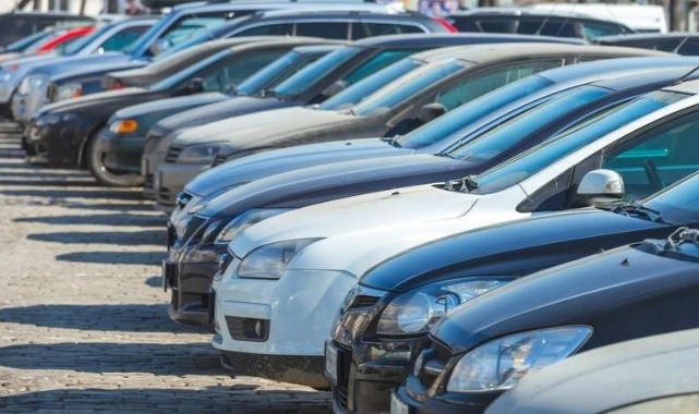 İkinci el otomobil fiyatlarında düşüş yaşandı