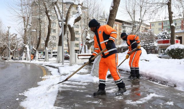 Battalgazi'de karla mücadele: Ekipler sahada!