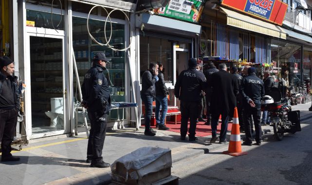 Esnaf kavgası: Komşusunu silahla yaraladı!