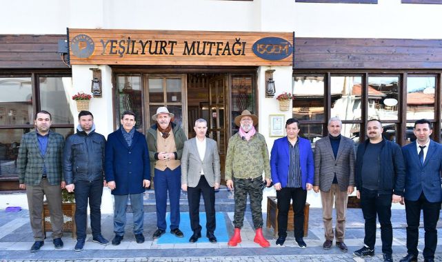 Gastronomi uzmanları Yeşilyurt'un yemeklerini tanıttı