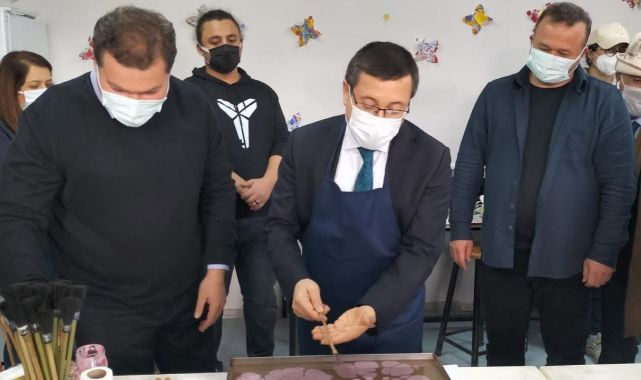 Geleneksel Türk Ebru Sanatı Atölyesi açıldı!
