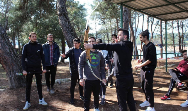 İNÜ'lü öğrenciler Osmaniye’de kampta yaptı
