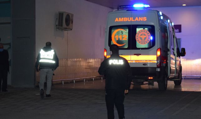 Kışla Caddesi'nde bıçaklı kavga: 2 yaralı