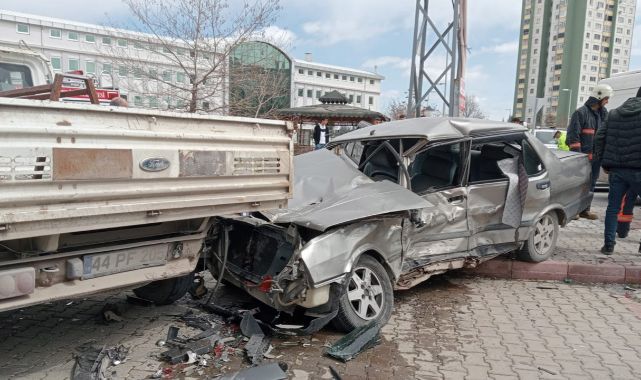Malatya'da feci kaza: 6 araç birbirine girdi