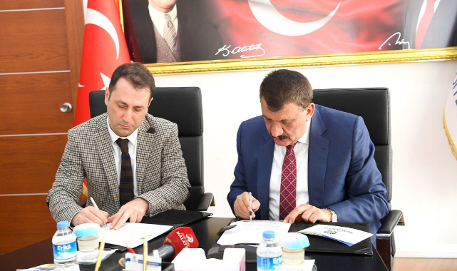 Malatya Uluslararası Karikatür Çalıştayı için imzalar atıldı