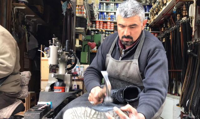 Malatyalı ayakkabı profesörü zam yapmamak için direniyor