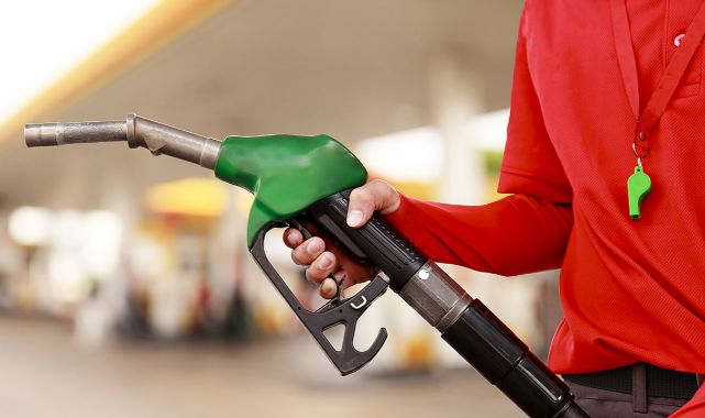 Motorinin litre fiyatına 2 lira 38 kuruş indirim bekleniyor