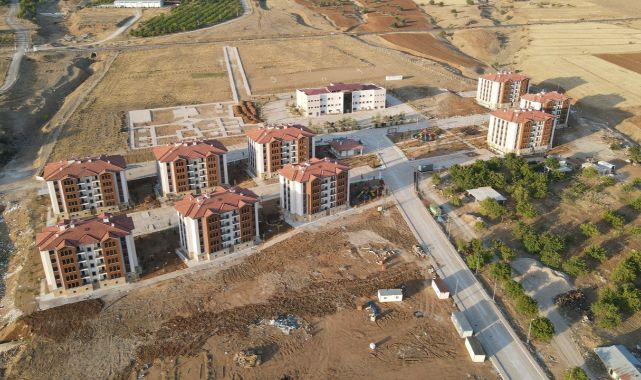 275 depremzede evlerine kavuşmanın sevincini yaşıyor