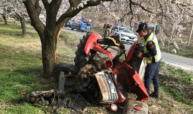 Akçadağ'da feci kaza: Boynu kırılan sürücü öldü