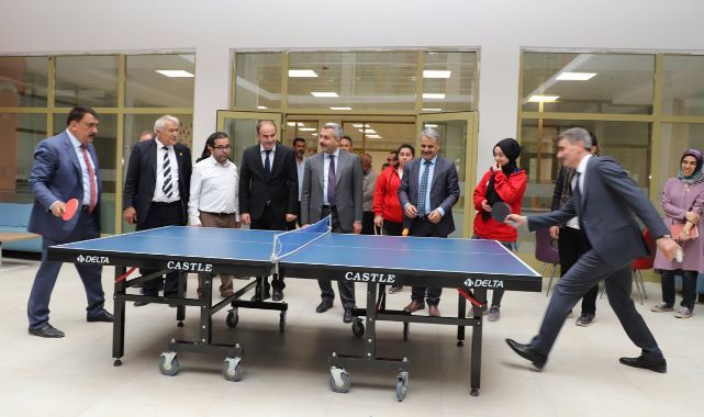 Baruş ve Gürkan karşı karşıya geldi!