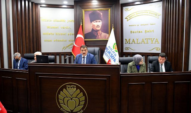 Malatya Büyükşehir Belediye Meclisi toplantısında encümen ve komisyon üyeleri belirlendi