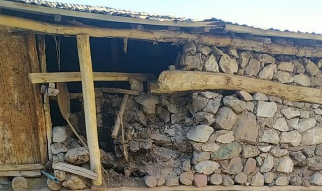Malatya depremi Adıyaman'ı vurdu: 8 ev hasar gördü