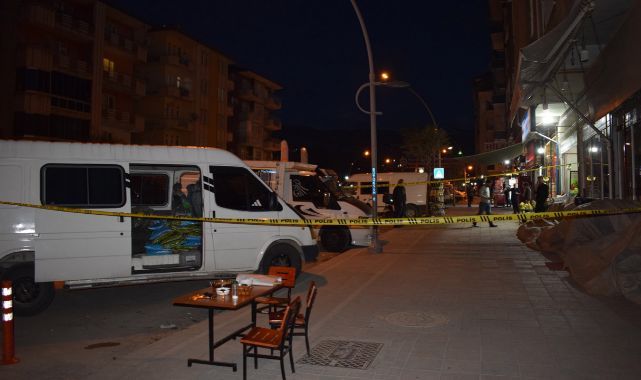 Turgut Temelli Caddesi'nde silahlı kavga!