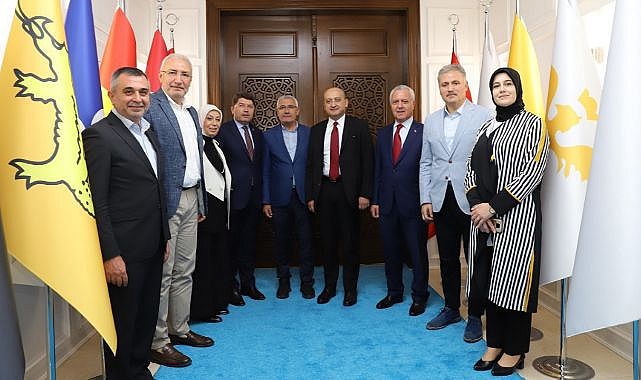 Akdoğan: Bu aşk ve sevda 20 yıldır devam ediyor