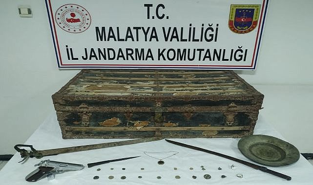 Darende'de kaçakçılar kıskıvrak!
