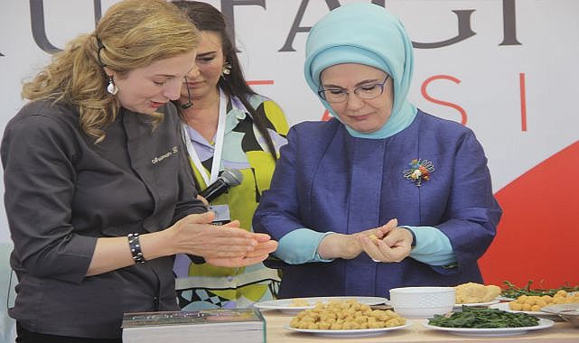 Emine Erdoğan Malatya yöresine ait yemek yaptı