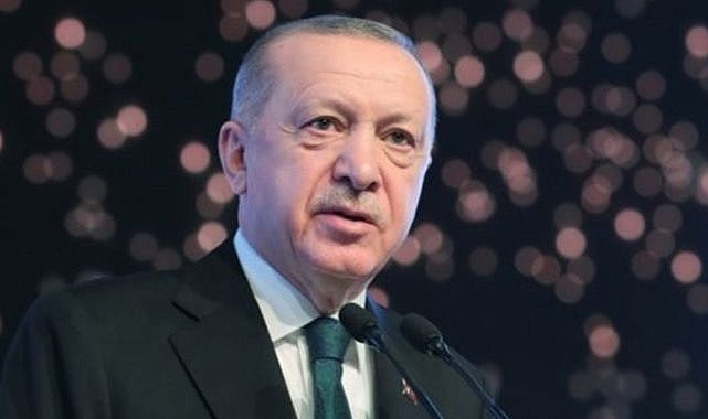 Erdoğan, 2023 adaylığını resmen açıkladı