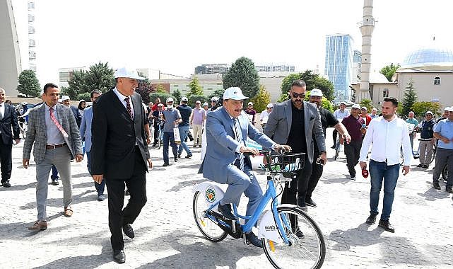 Gürkan, çevre dostu bir yaşam için pedal çevirdi