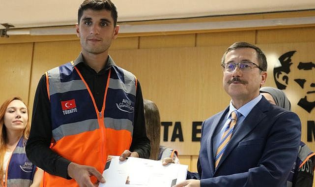 Malatya'da gençler hayat kurtarıyor!