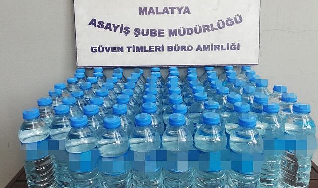 Malatya'da litrelerce kaçak alkol ele geçirildi