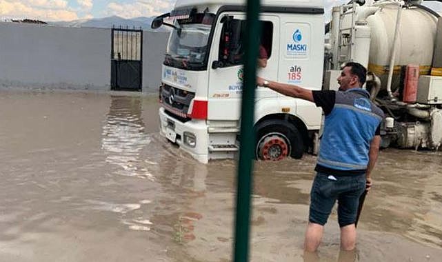 Malatya'da sağanak! Fabrikaları su bastı