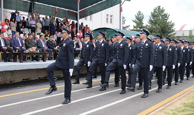 Şahin: Devletten başkasına sadakat göstermeyiz!