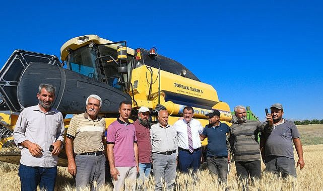 12 ilçede 402 ton tohum dağıtıldı!..