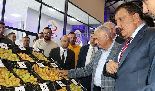 Binali Yıldırım kayısının başkentinde!