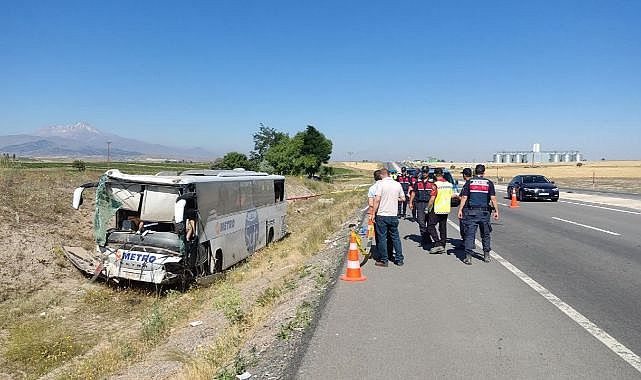 Malatya Karayolu Kamber Mevkii'nde feci kaza!