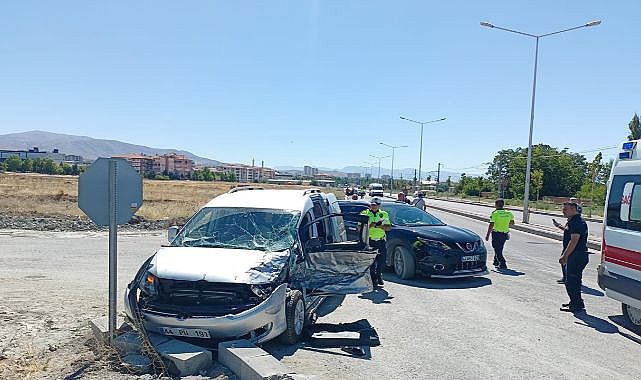 MAŞTİ arkasında kaza! 2 yaralı