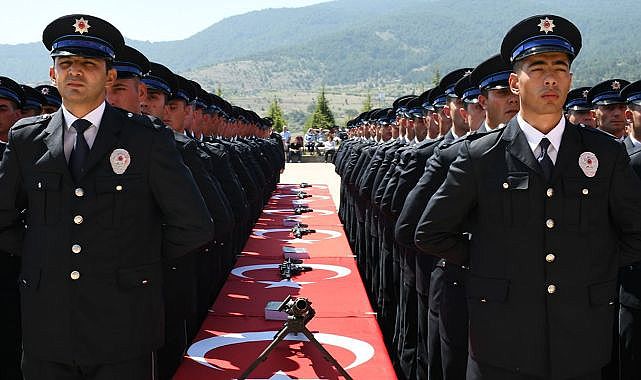 Polis Akademisinin öğrenci alımı ilanı Resmi Gazete'de!