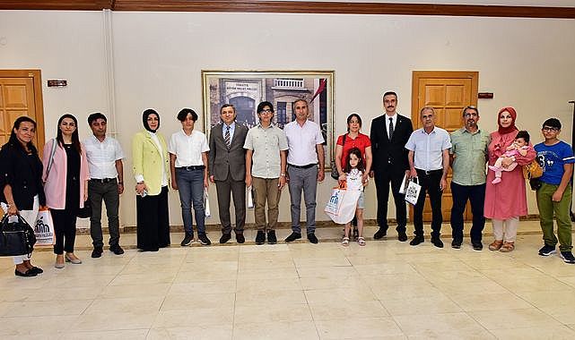 Şahin: Sizinle gurur duyuyoruz!