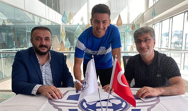 18 futbolcuyla sözleşme imzalandı