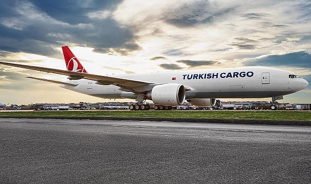 Avrupa'nın en başarılı hava kargo taşıyıcısı oldu