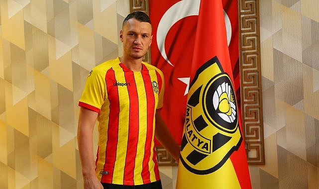 Başdaş, ile yeniden imzalar atıldı!