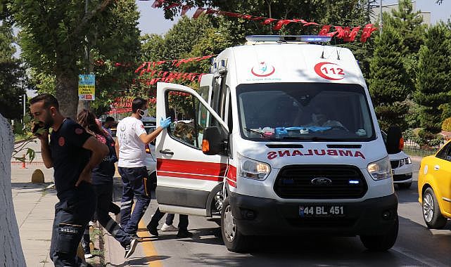 Belediye hizmet binası önünde can pazarı!