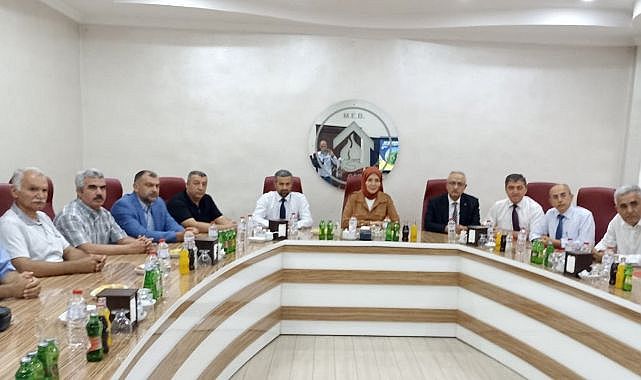 Kayısı yetiştiriciliği dersi tarım okulları müfredatında!
