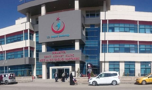 Randevu almak zorlaşınca çareyi böyle buldular!