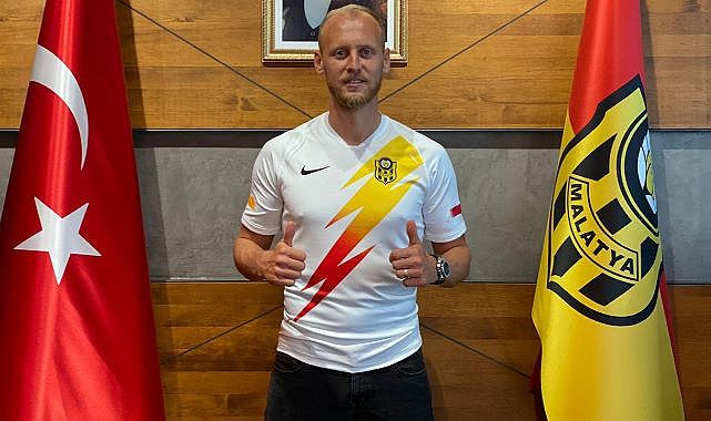 Semih Kaya futbolculuk kariyerine son verdi