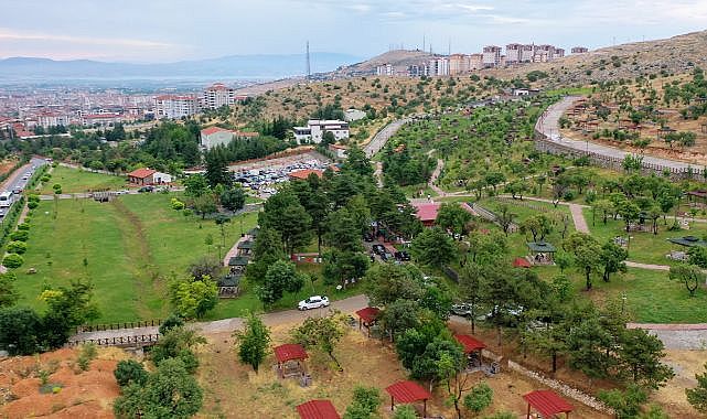 Sıcaklardan bunalanların adresi Beydağı Tabiat Parkı oldu