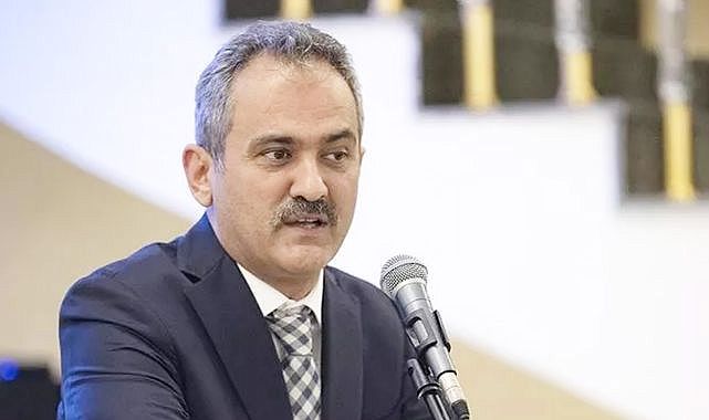 Bakan Özer velilere seslendi!